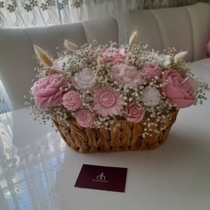 باقة ورد بألوان زاهية
