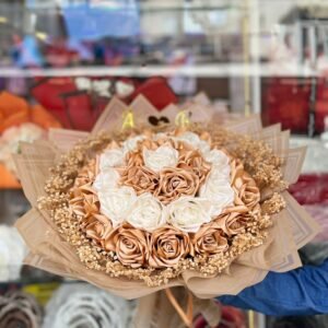 باقة ورد بألوان زاهية