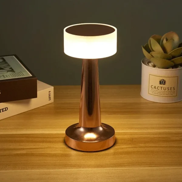⁦مصباح طاولة LED بلمسة – ديكور للمطاعم والمقاهي⁩ - الصورة ⁦5⁩